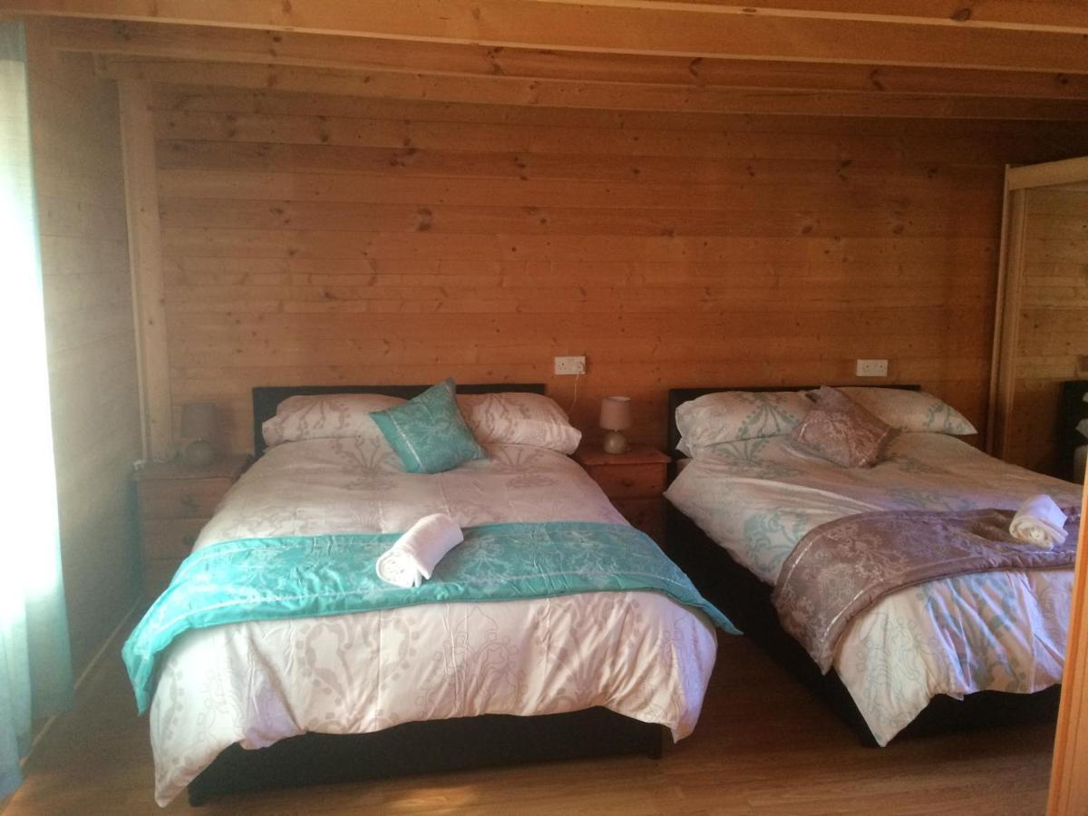 Log House Hideaway Villa Johnswell Ngoại thất bức ảnh